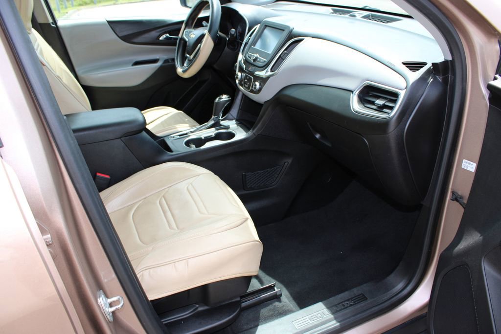 Used 2018 Chevrolet Equinox LS FWD image 6