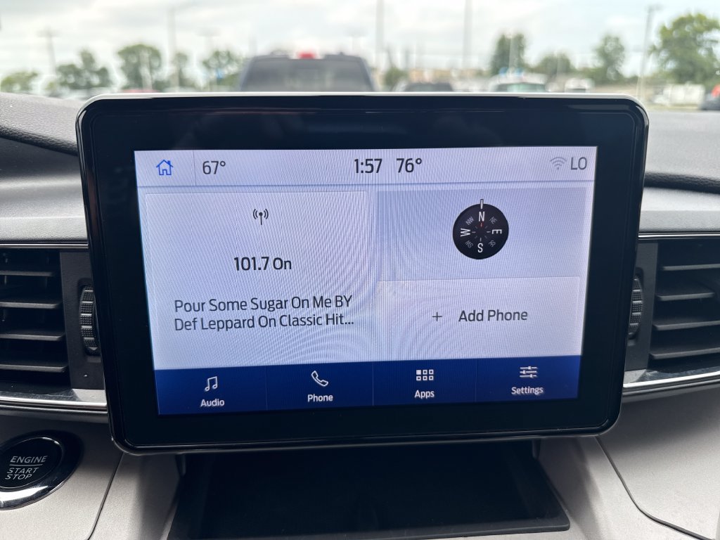 Used 2024 Ford Explorer XLT w/ Equipment Group 202A AWD/4WD image 12