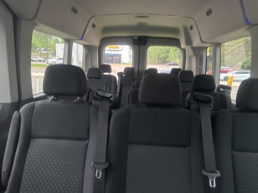 Used 2021 Ford Transit 350 XLT RWD image 4