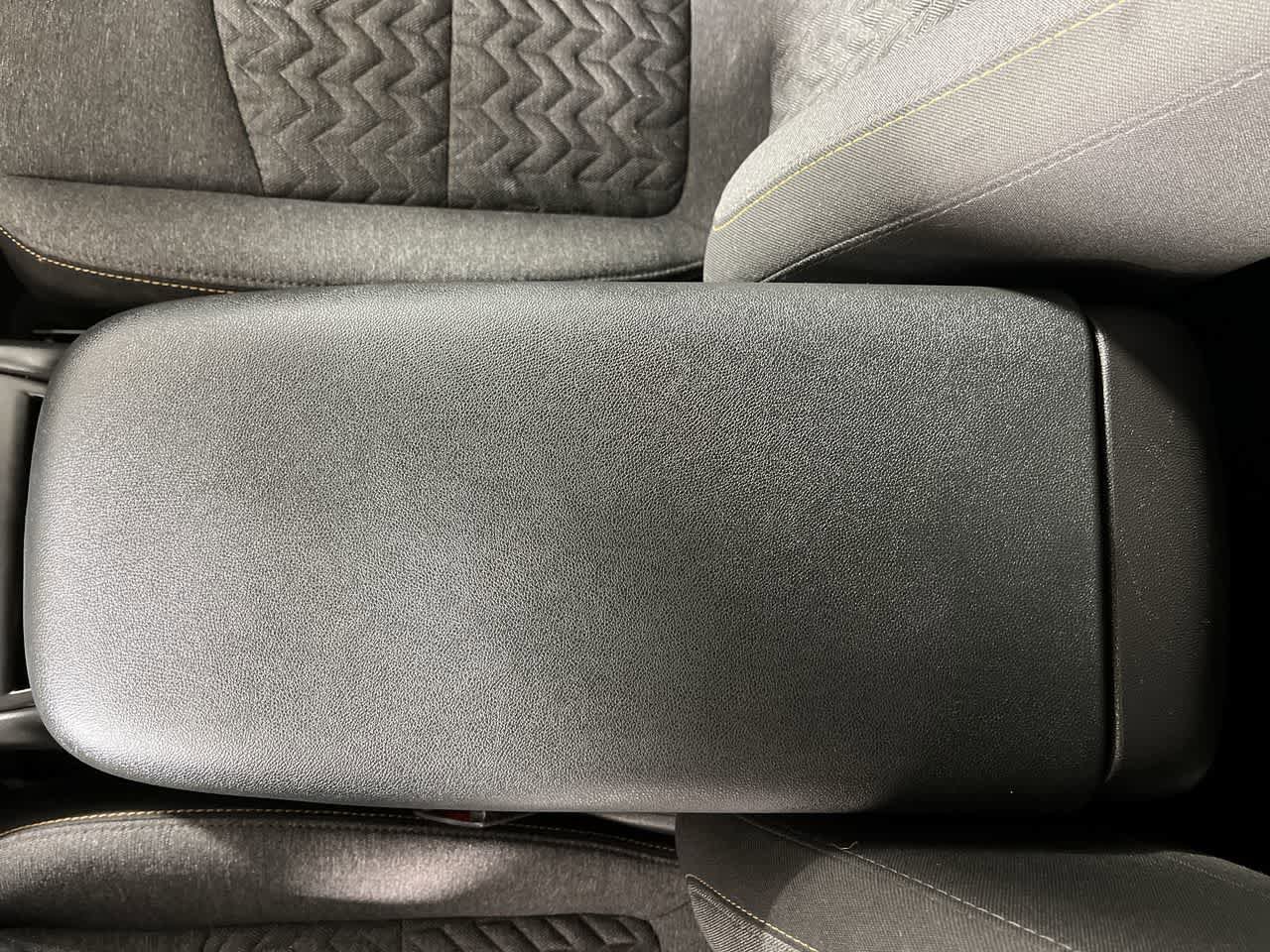 Used 2024 Chevrolet Equinox LT w/ Driver Convenience Package FWD image 22