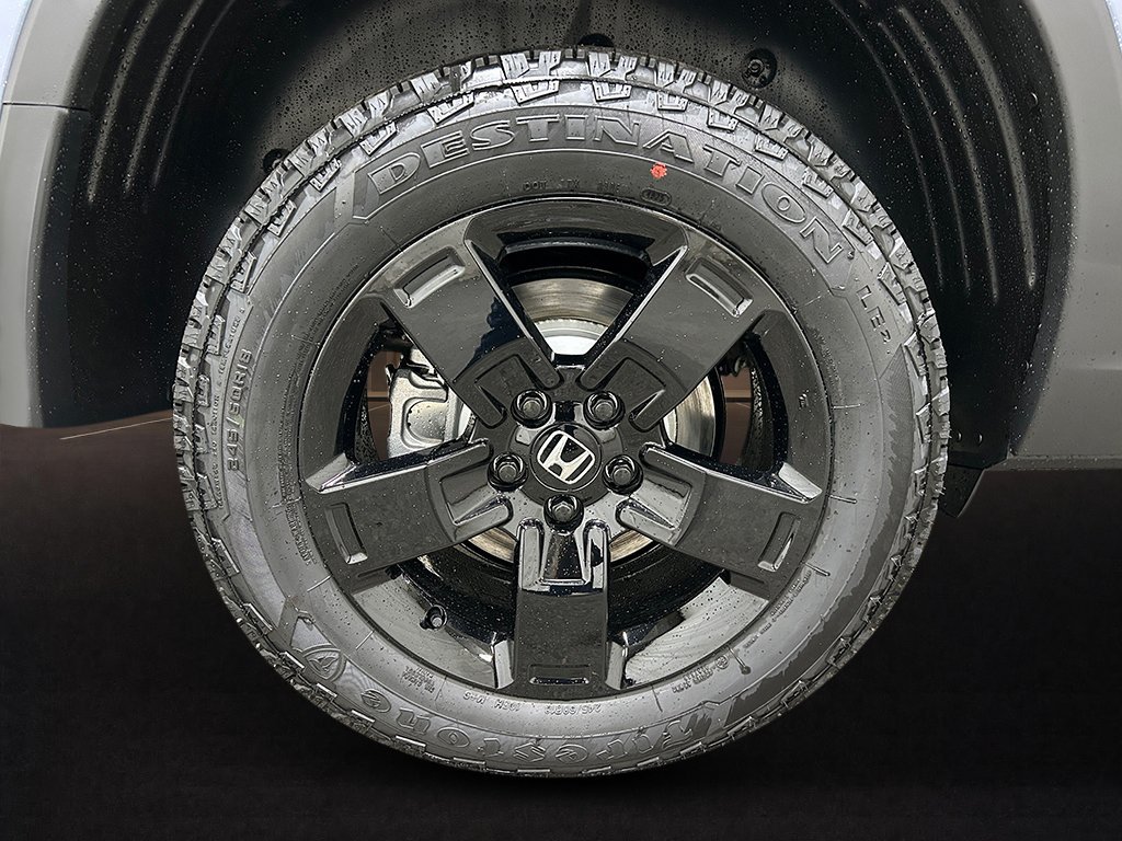 Used 2025 Honda Ridgeline Black Edition image 9
