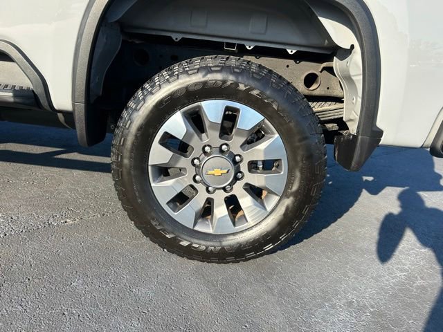 Certified 2024 Chevrolet Silverado 2500 Custom w/ Custom Value Package AWD/4WD image 10
