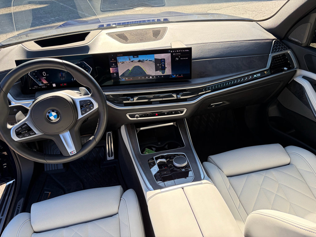 Used 2025 BMW X5 sDrive40i w/ M Sport Package image 6