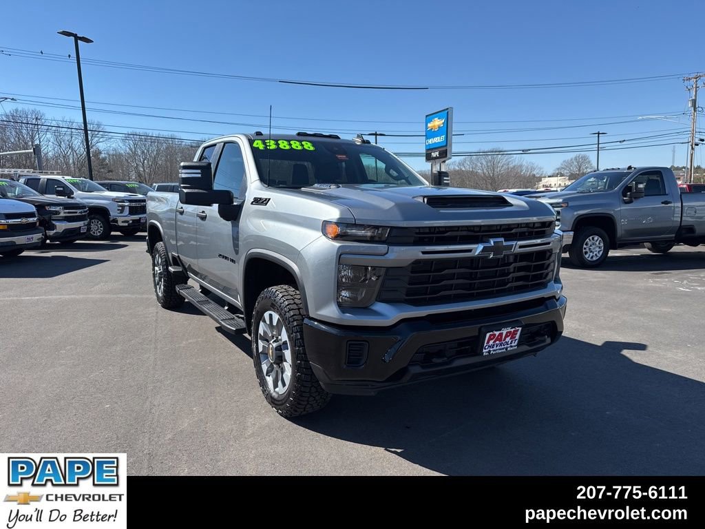 Used 2024 Chevrolet Silverado 2500 Custom w/ Custom Convenience Package image 1