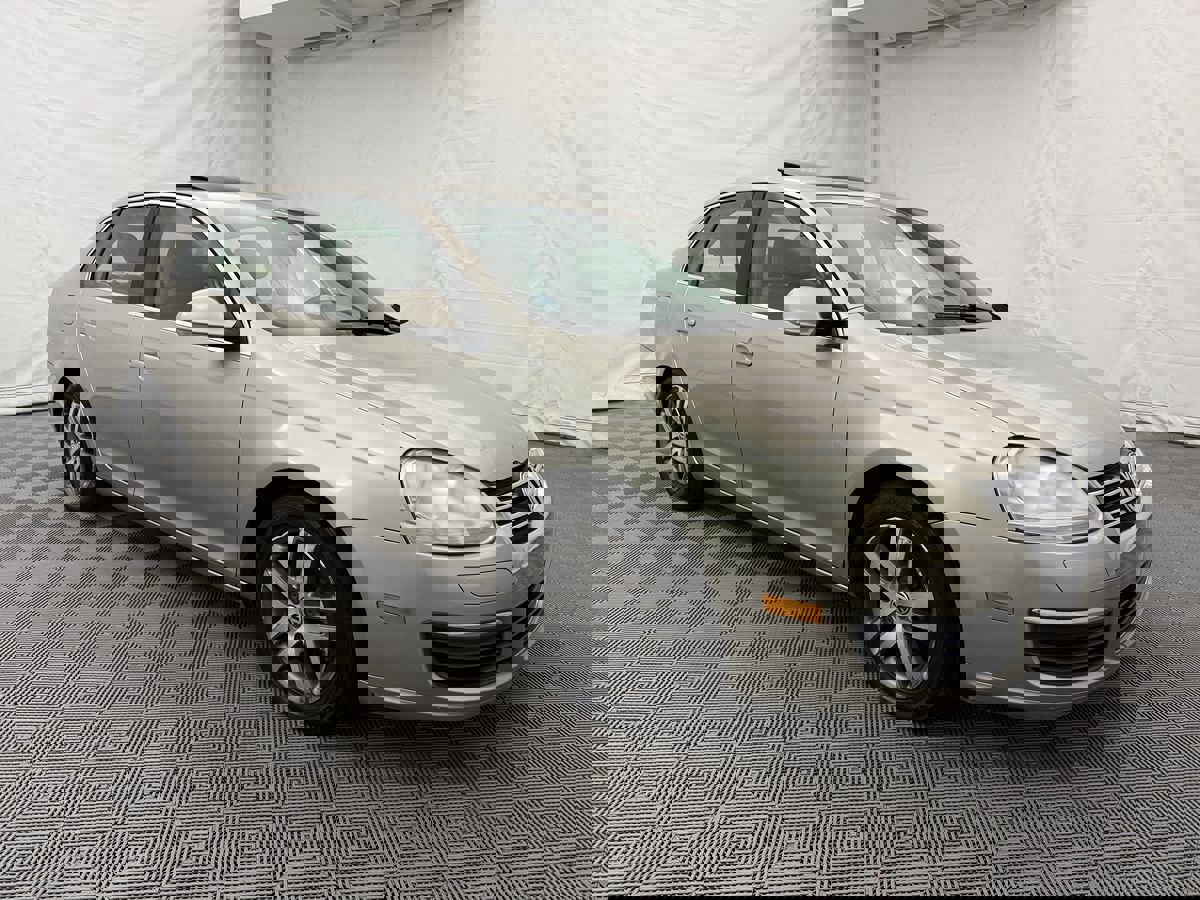 Used 2005 Volkswagen Jetta 2.5 image 2