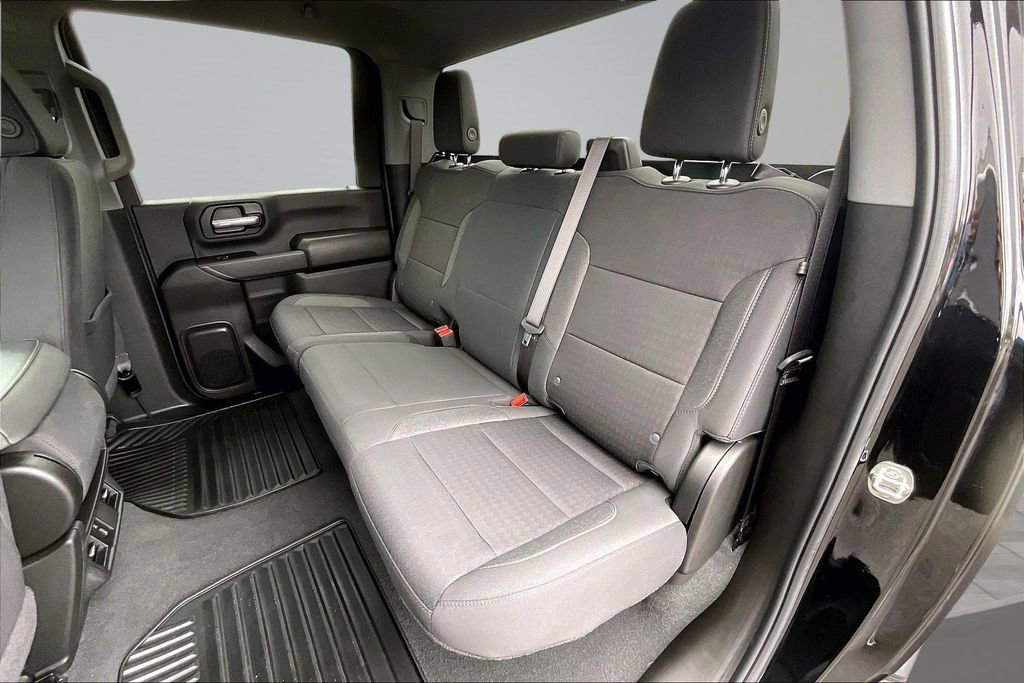 Used 2025 Chevrolet Silverado 2500 Custom w/ Custom Value Package image 25