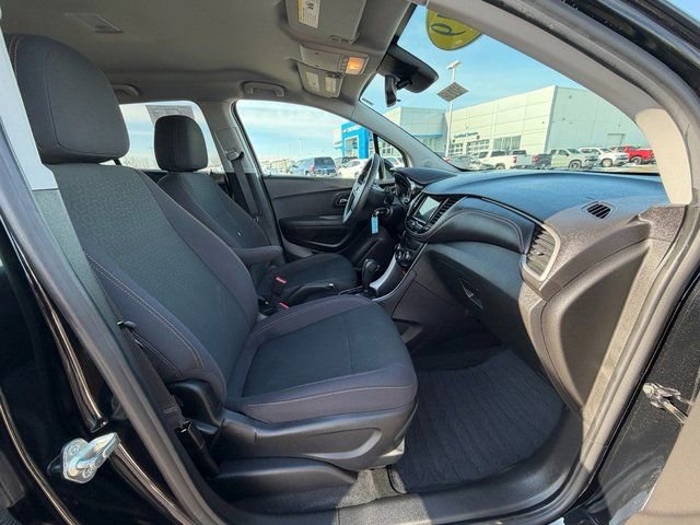Used 2019 Chevrolet Trax LS w/ Tint and Cruise Package image 20