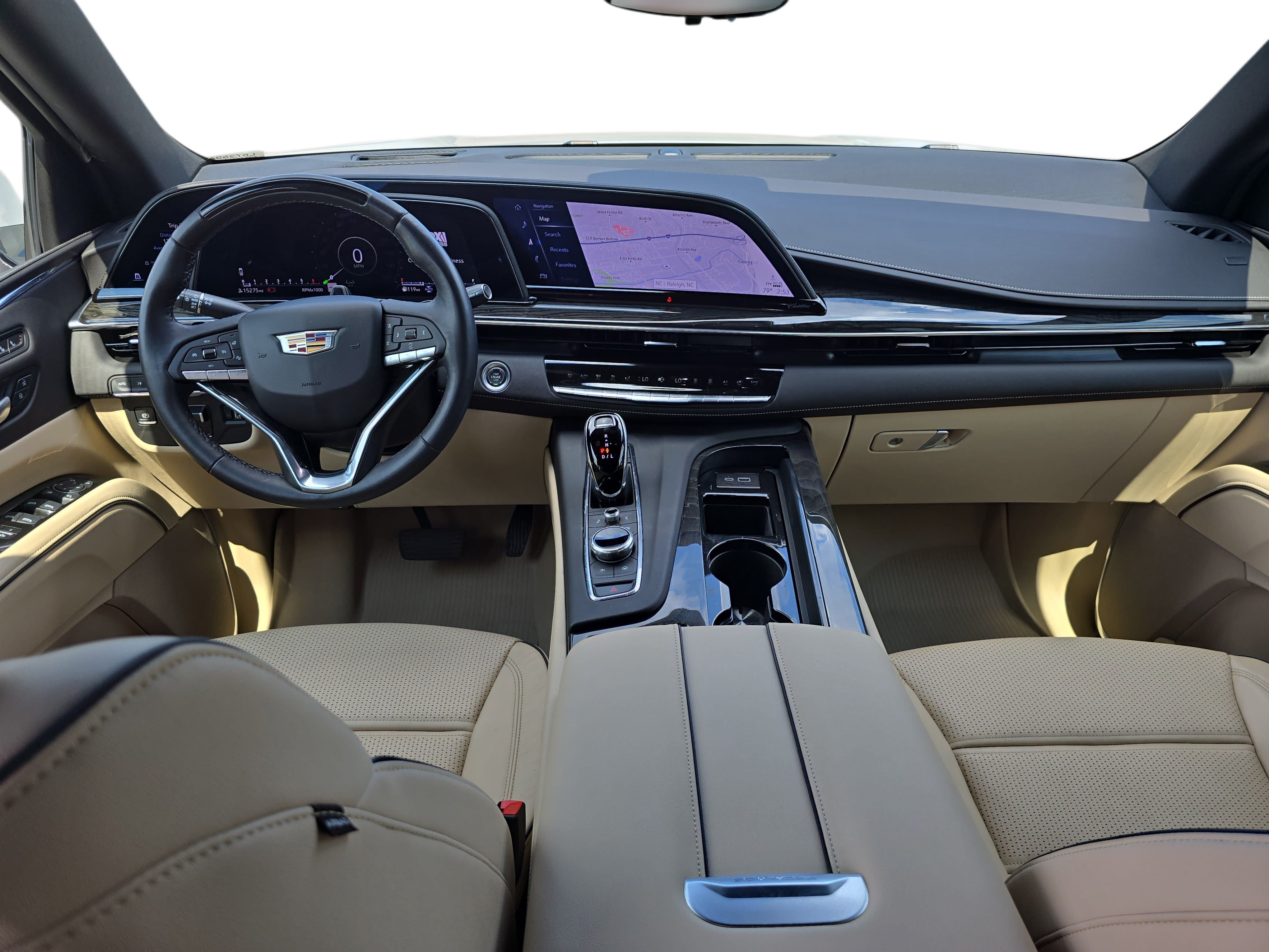 Used 2024 Cadillac Escalade ESV Premium Luxury w/ Performance Package AWD/4WD image 9