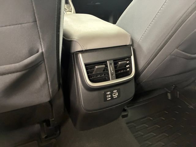 Used 2023 Subaru Outback Premium image 19