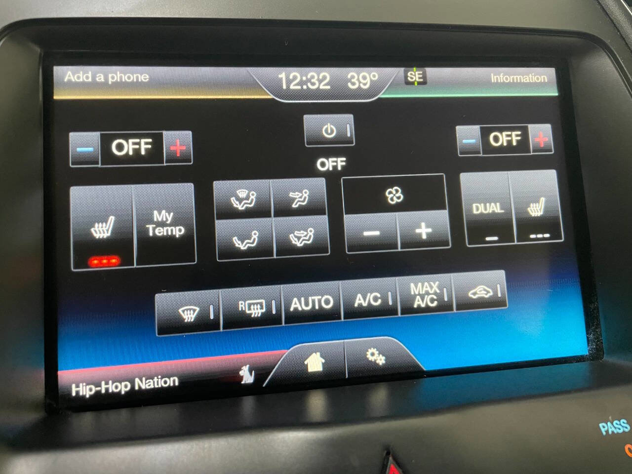 Used 2015 Ford Taurus SEL w/ Equipment Group 201A image 33