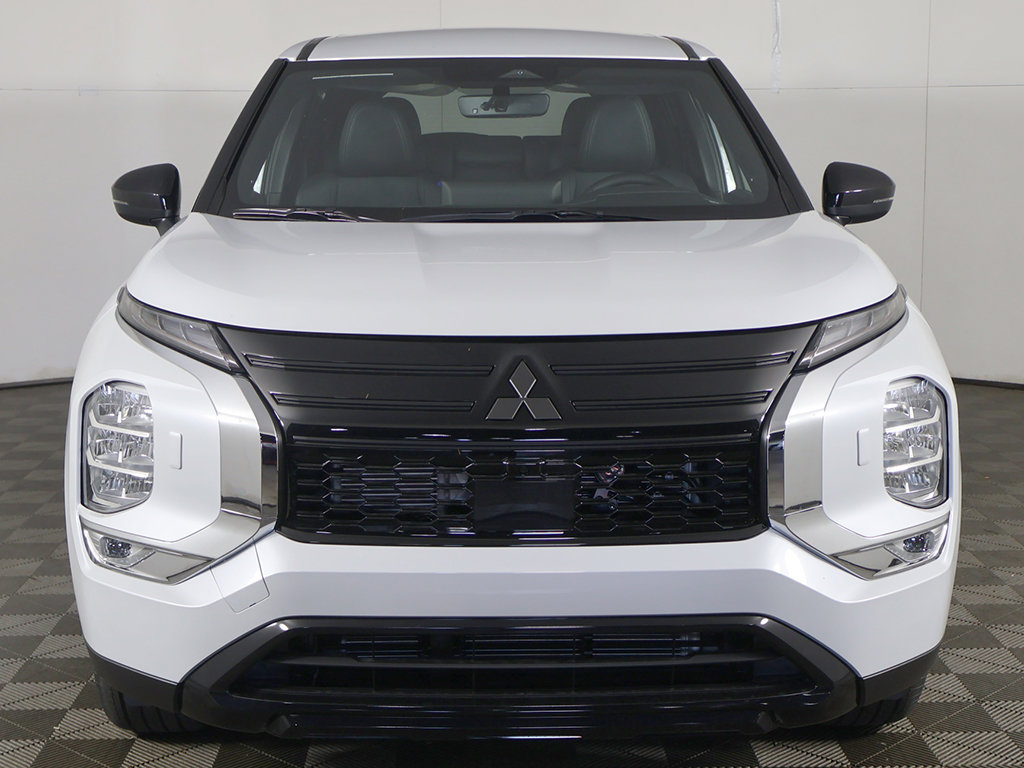 New 2026 Mitsubishi Outlander LE AWD/4WD image 11