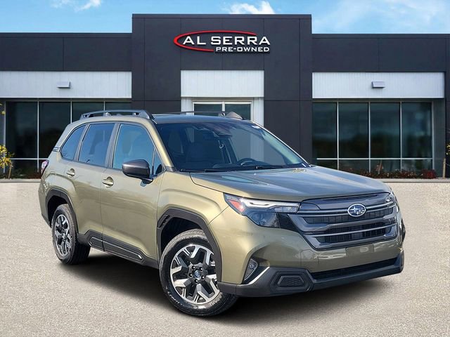 Certified 2025 Subaru Forester Premium AWD/4WD image 1