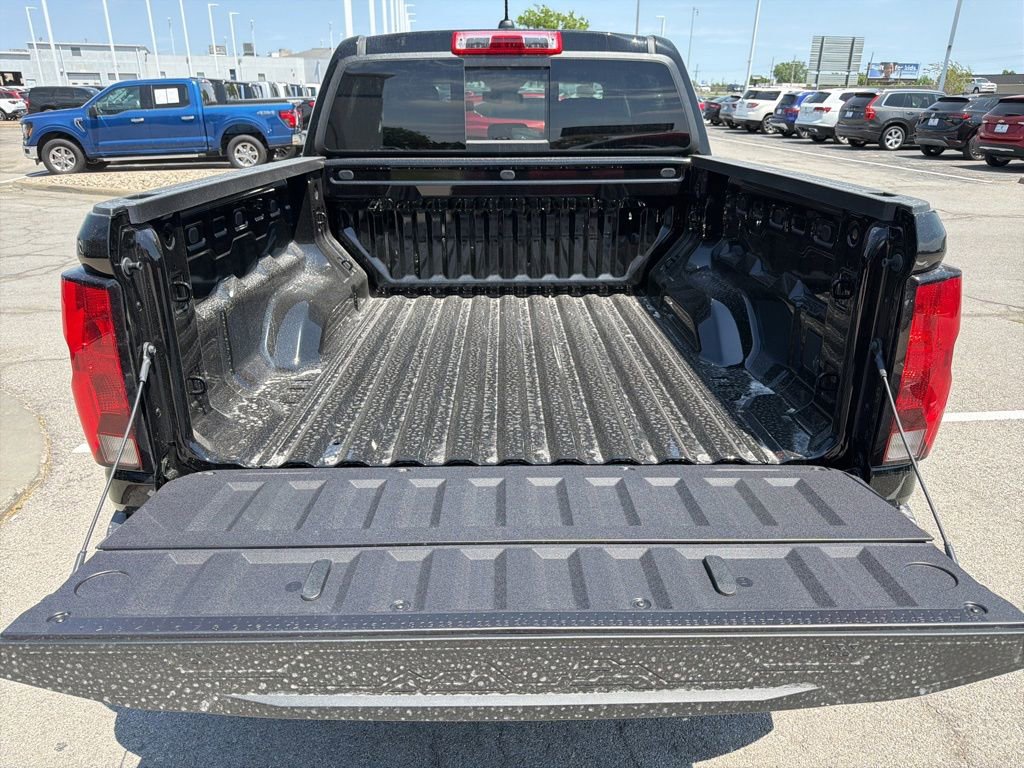 New 2026 Chevrolet Colorado Trail Boss AWD/4WD image 11