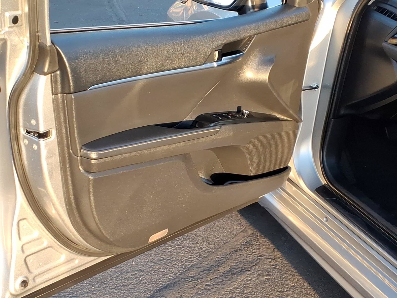 Used 2019 Toyota Camry XSE w/ Carpet Mat Package FWD image 12