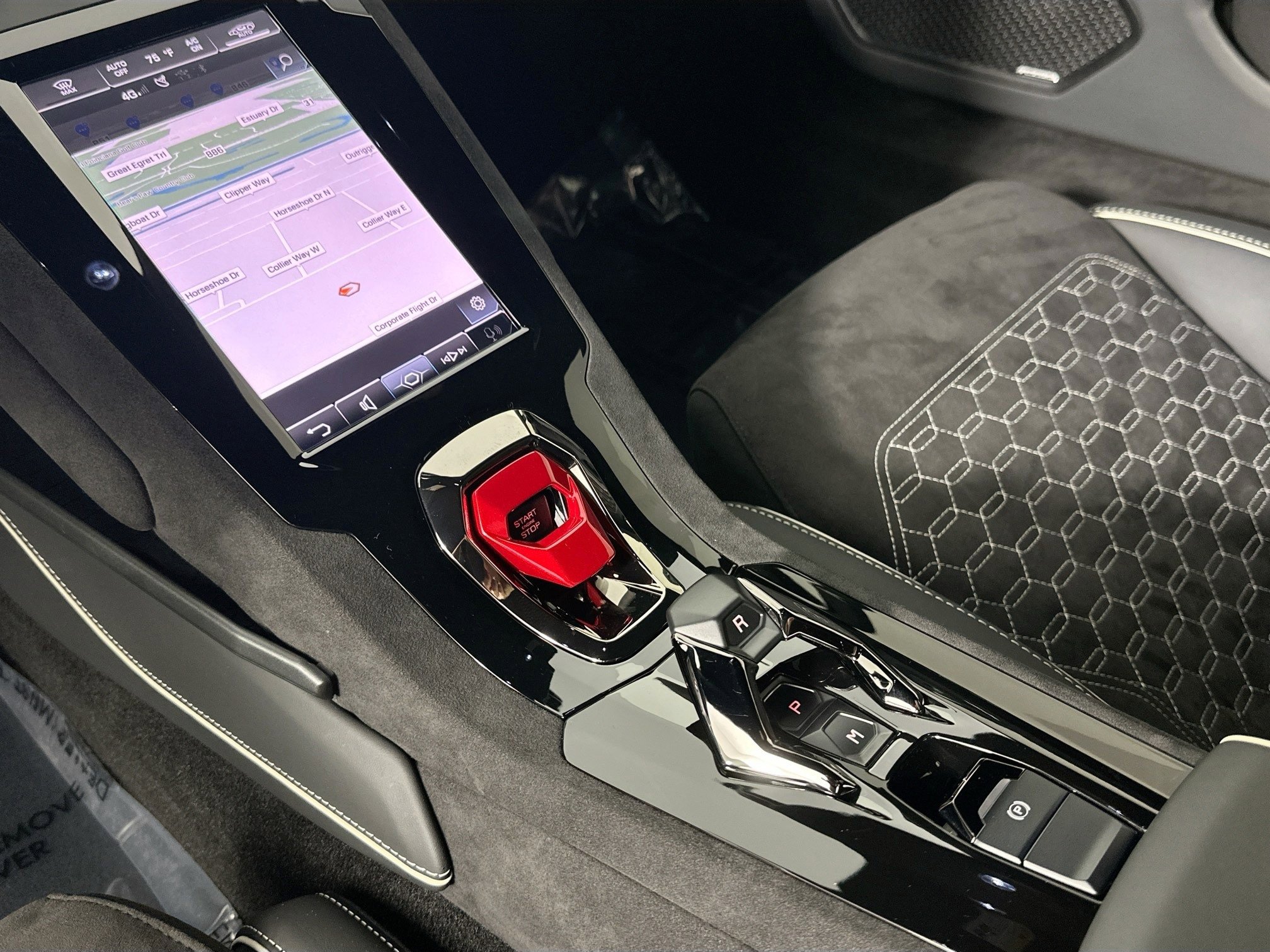 Used 2023 Lamborghini Huracan Tecnica image 14