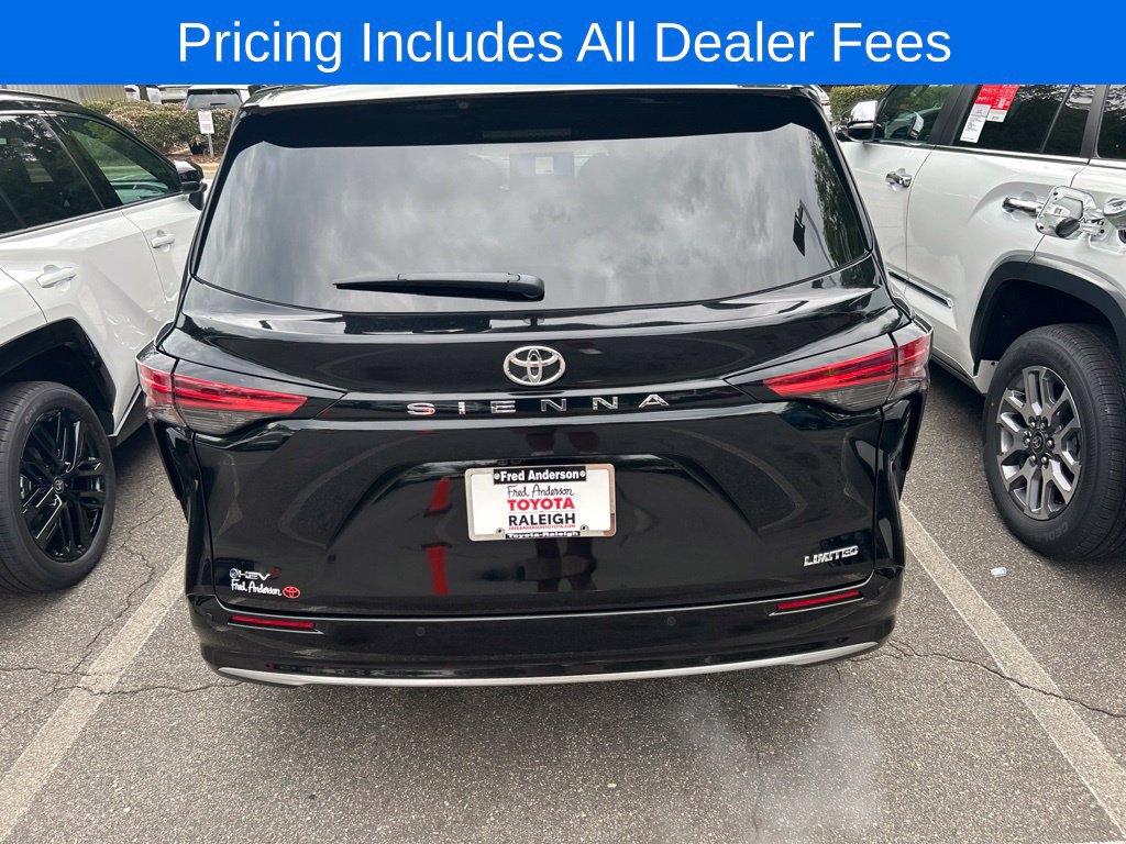 New 2026 Toyota Sienna Limited FWD image 18