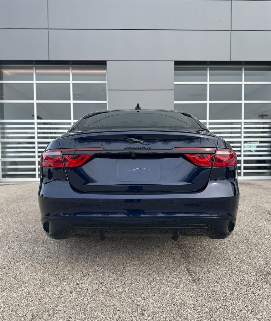 Certified 2024 Jaguar XF R-Dynamic SE video 3