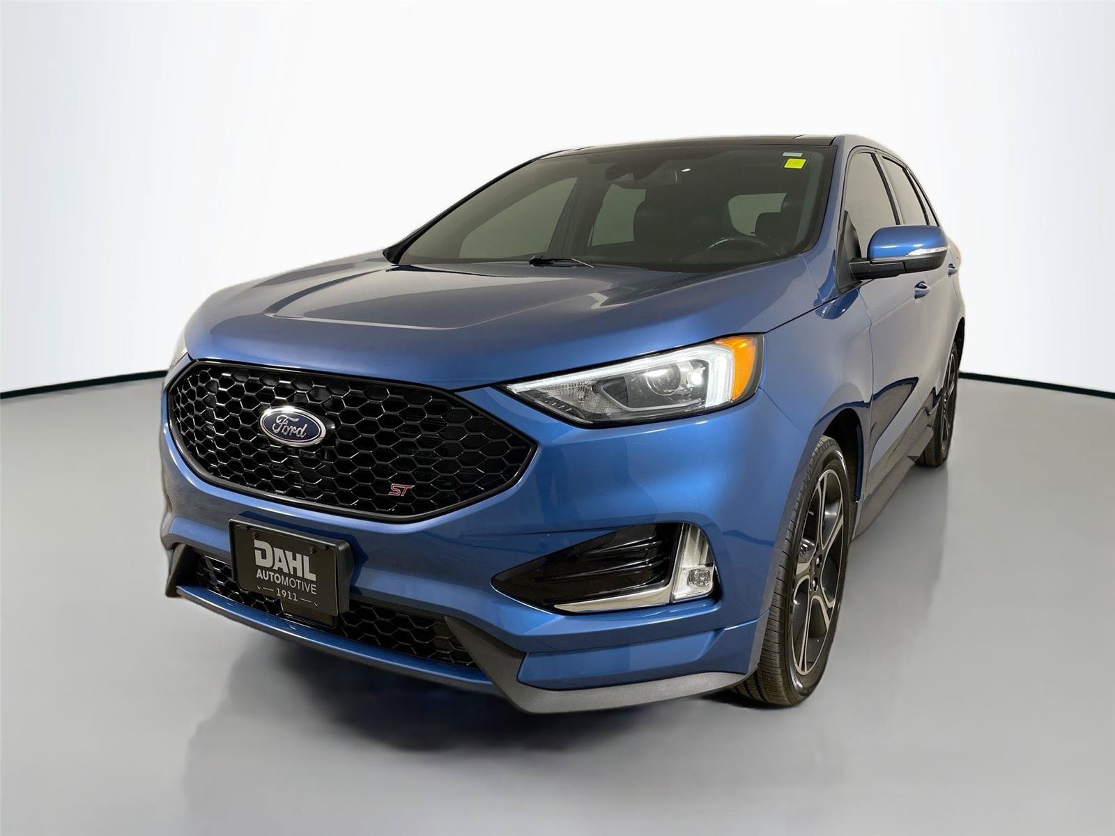 Used 2020 Ford Edge ST w/ Cold Weather Package AWD/4WD image 4