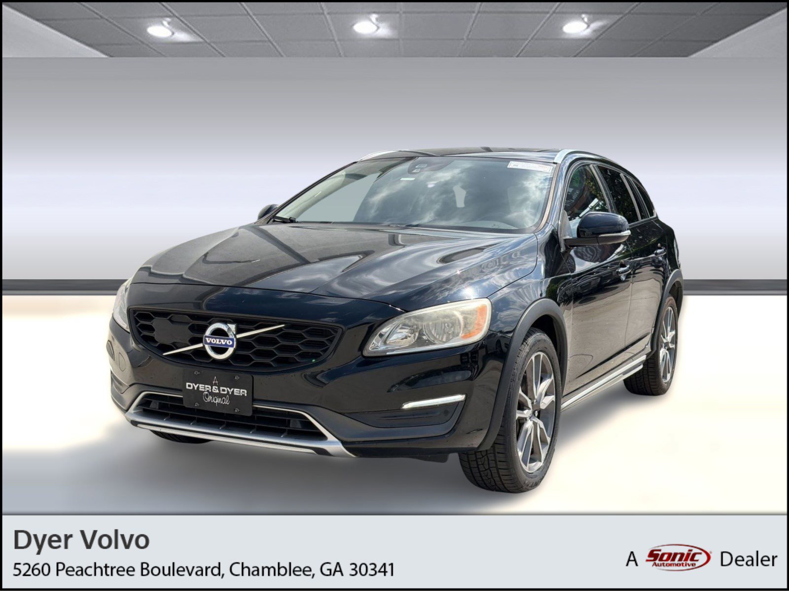 Used 2015 Volvo V60 T5 Cross Country w/ Convenience Package