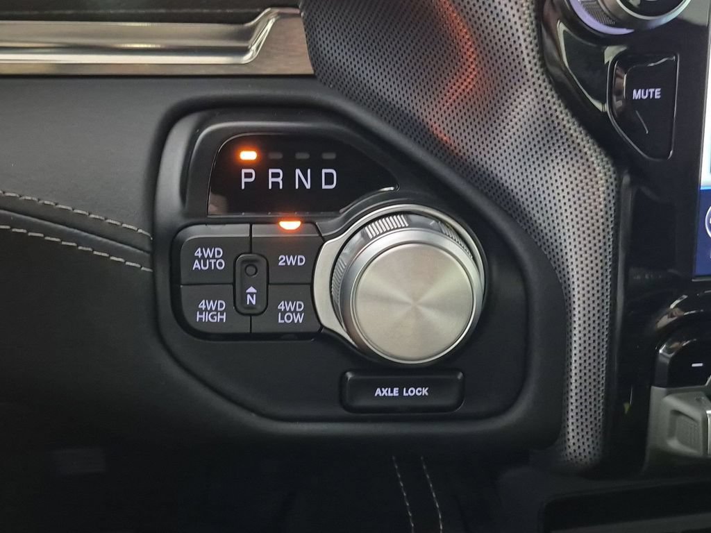 Used 2021 RAM 1500 Limited AWD/4WD image 29