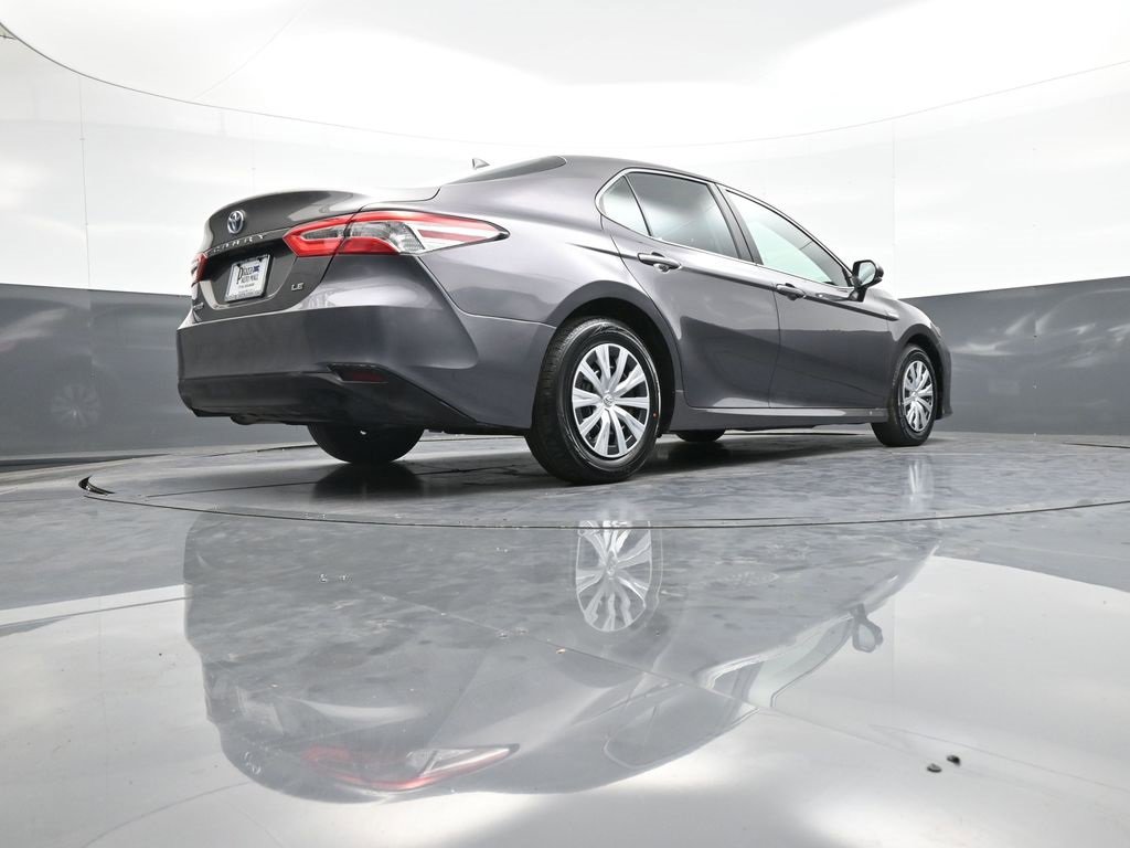 Certified 2019 Toyota Camry LE image 30