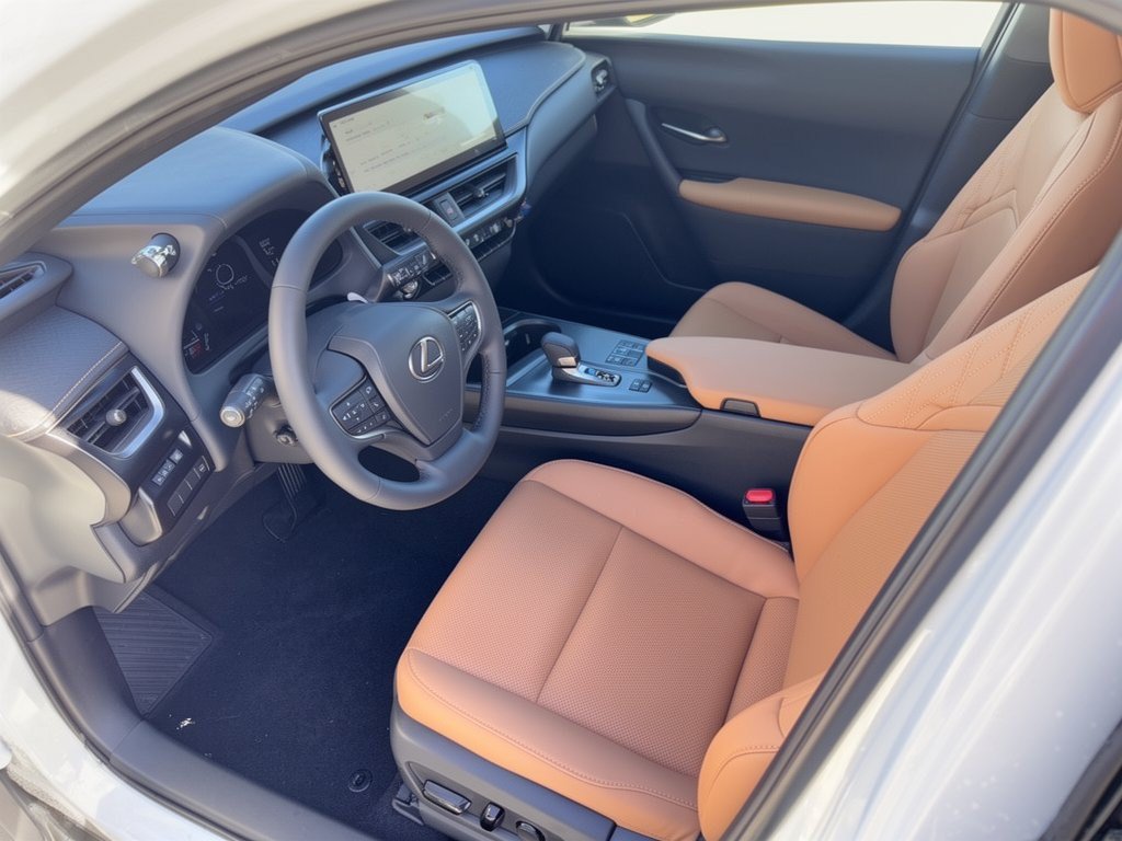 New 2026 Lexus UX 300h FWD w/ Accessory Package (Z1) image 5