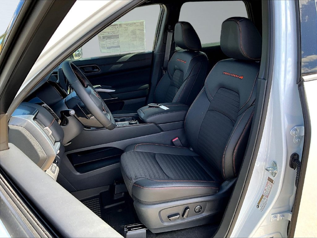 New 2026 Nissan Pathfinder Rock Creek AWD/4WD image 28