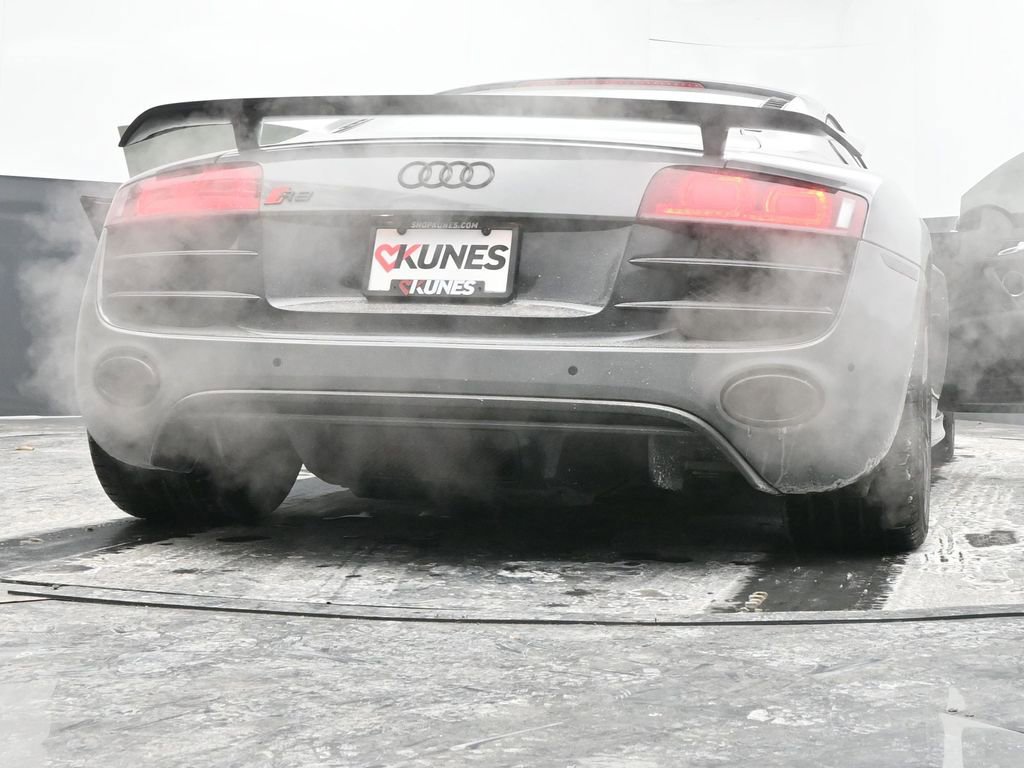 Used 2010 Audi R8 V10 image 95