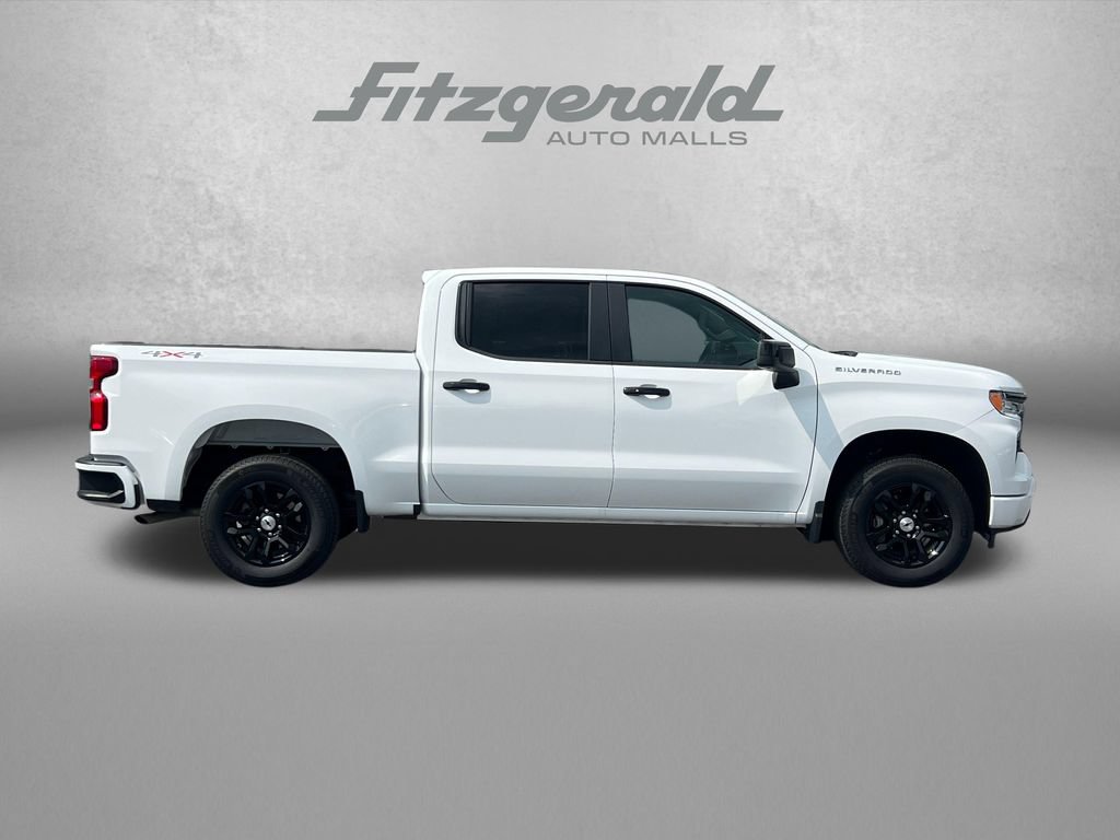 Used 2026 Chevrolet Silverado 1500 RST AWD/4WD image 3