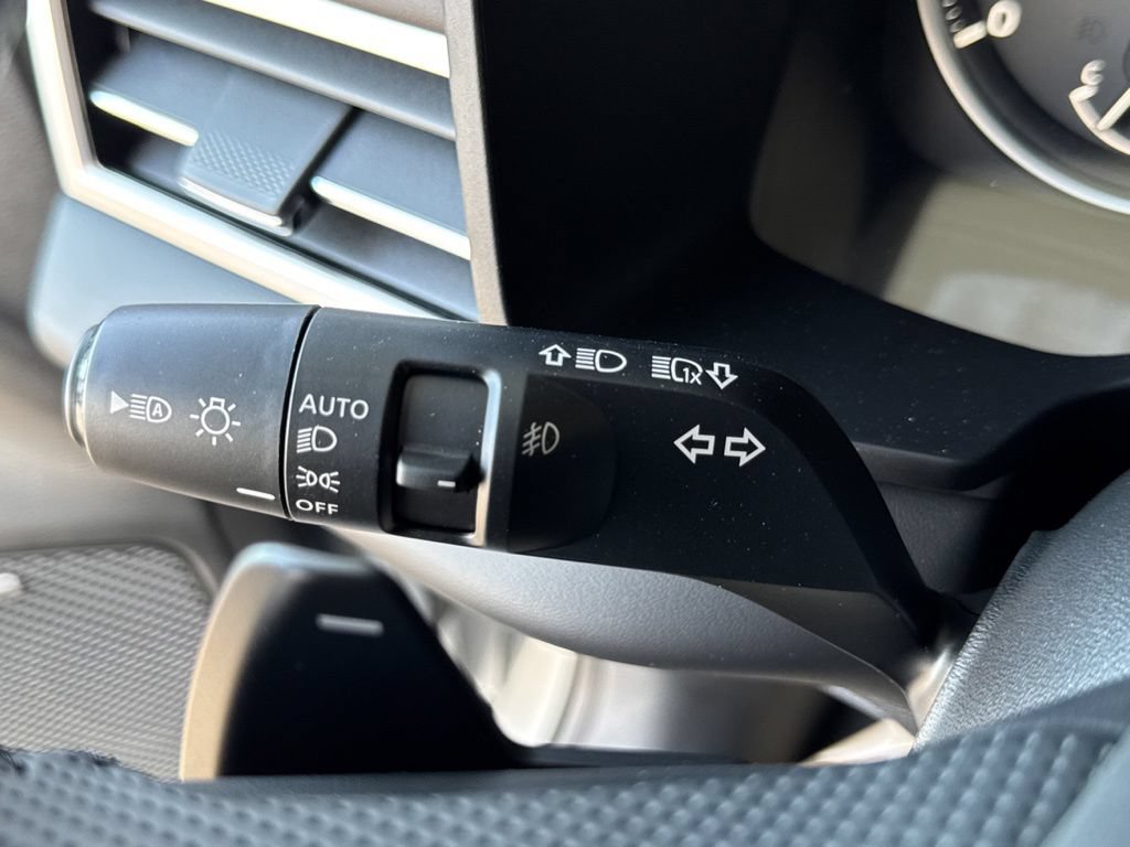 New 2026 Mitsubishi Outlander AWD image 16