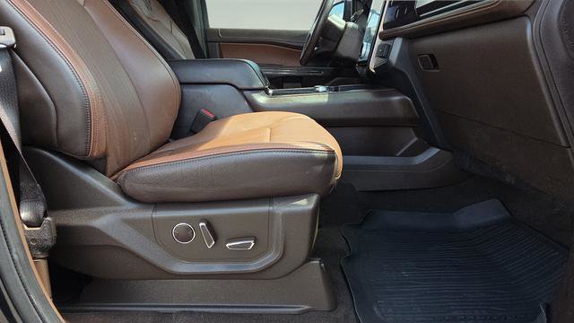 Used 2022 Ford Expedition Max King Ranch image 16