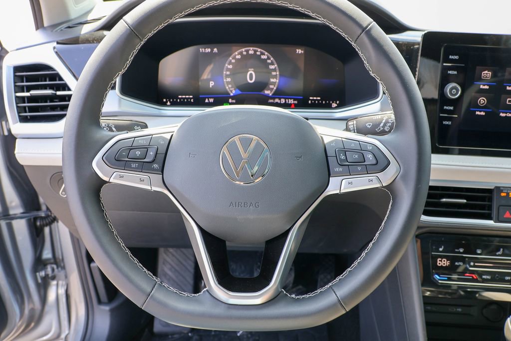 New 2025 Volkswagen Taos SE image 24