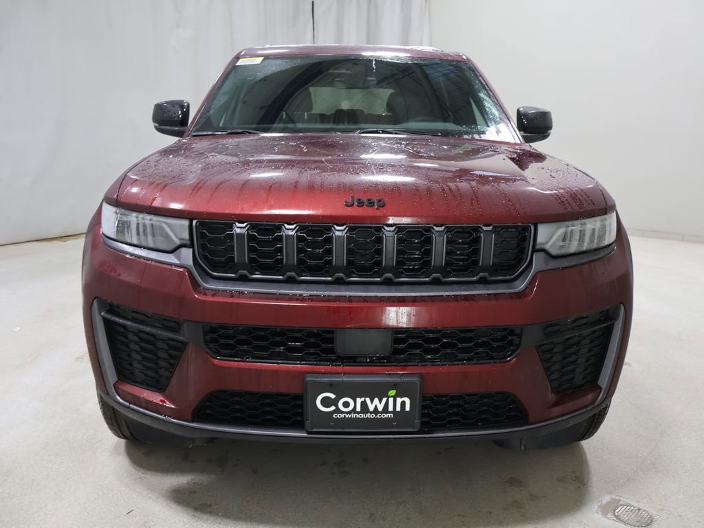 New 2026 Jeep Grand Cherokee Laredo image 2