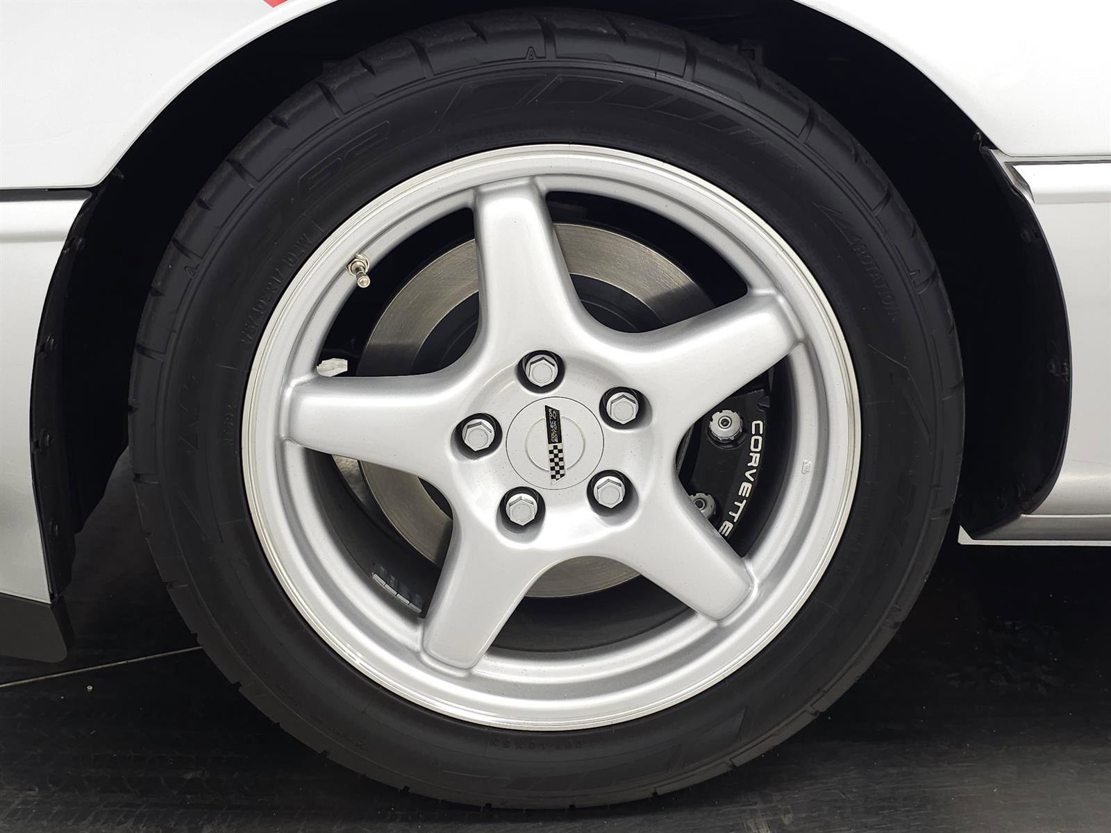 Used 1996 Chevrolet Corvette Coupe RWD image 14