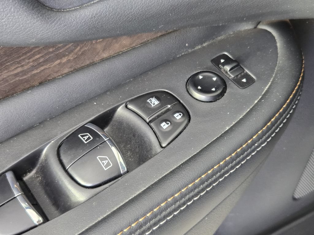 Used 2024 Nissan Murano Platinum w/ Cargo Package FWD image 25