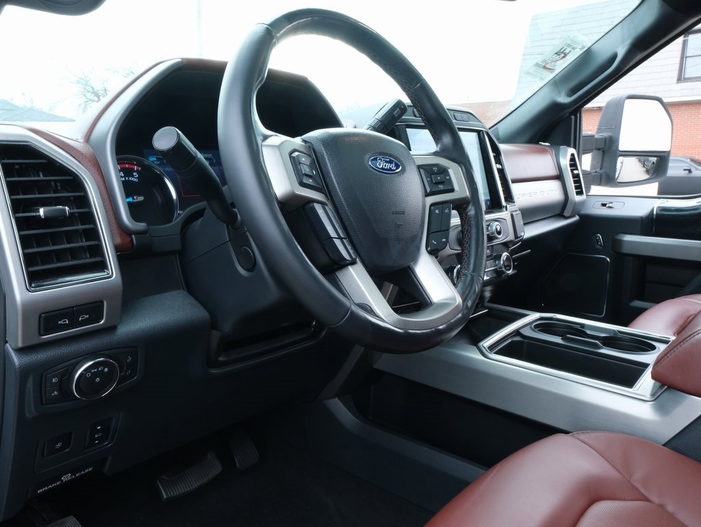 Used 2022 Ford F250 Platinum w/ FX4 Off-Road Package image 9