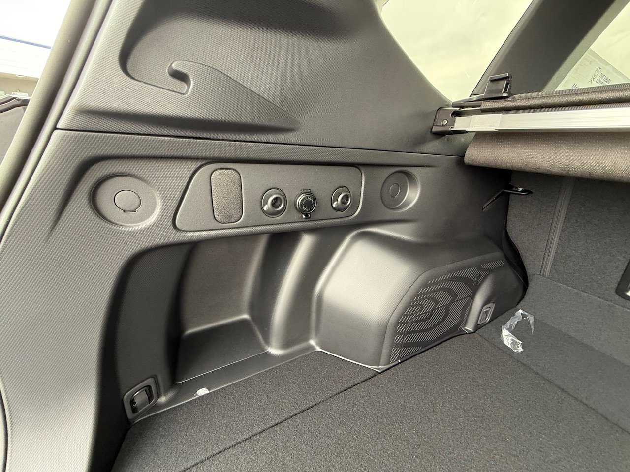 New 2025 Subaru Forester Limited image 41