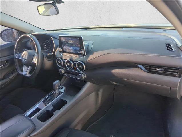 Used 2022 Nissan Sentra SV FWD image 25