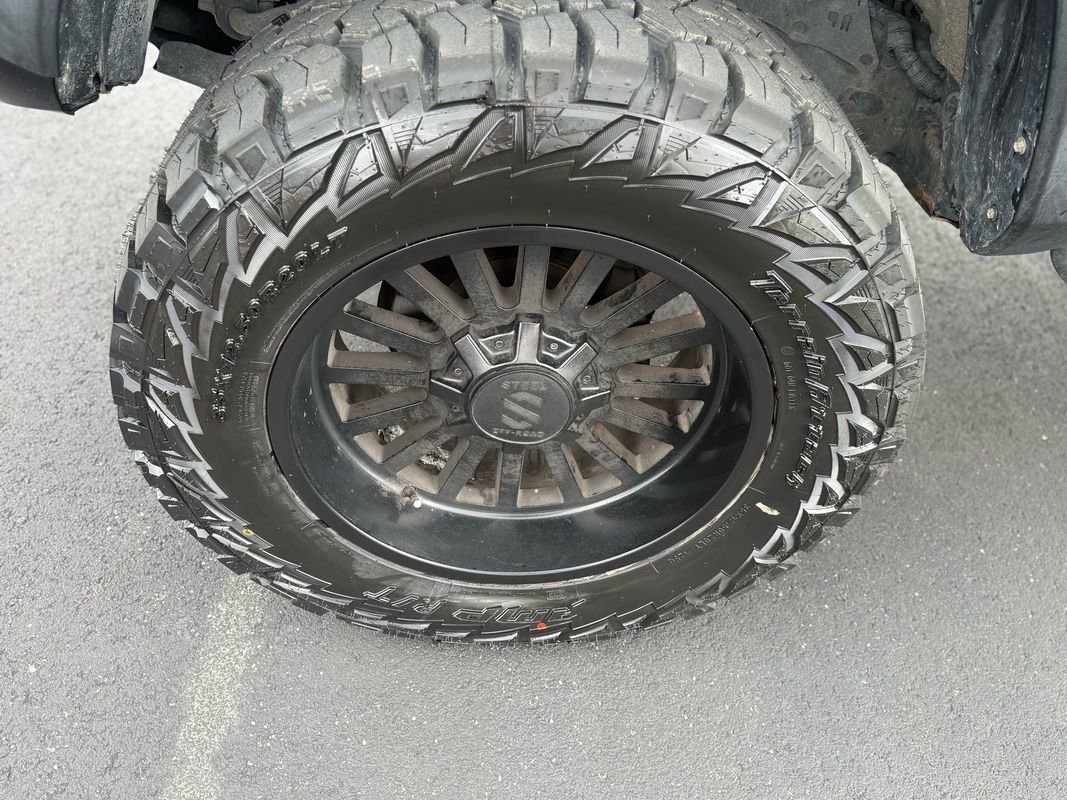 Used 2017 Toyota Tacoma TRD Off-Road w/ Premium & Technology Package image 22