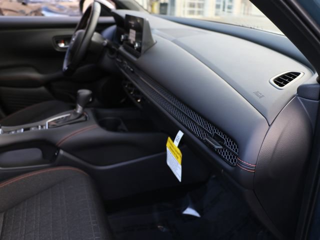 Used 2025 Honda HR-V Sport image 11