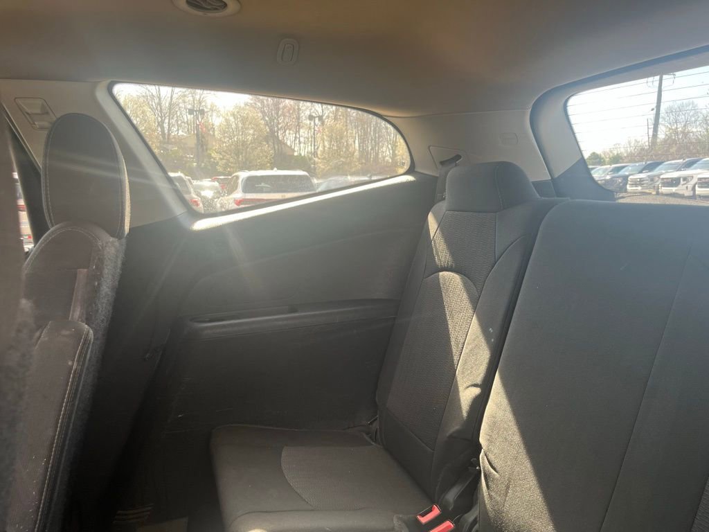 Used 2015 Chevrolet Traverse LT w/ Style and Technology Package AWD/4WD image 30