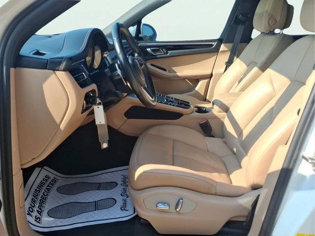 Used 2020 Porsche Macan AWD/4WD image 18