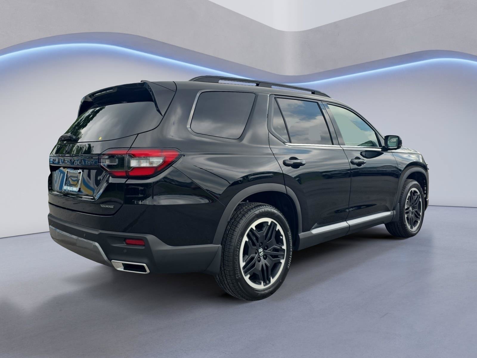 New 2026 Honda Pilot Touring image 6