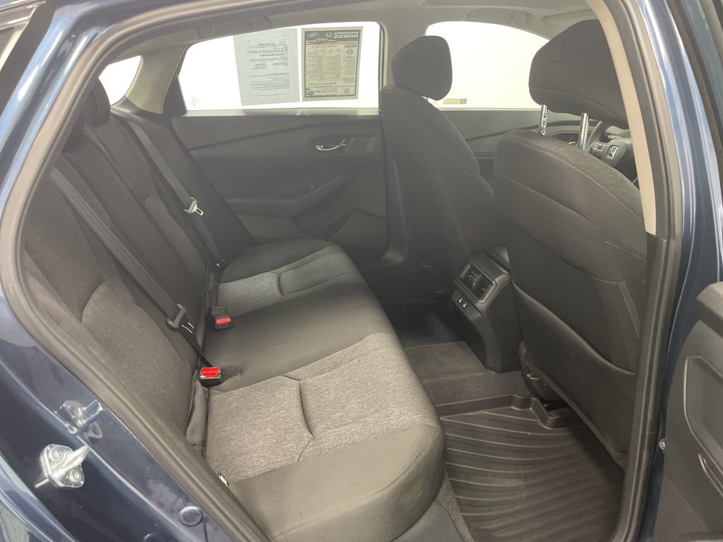 Used 2025 Honda Accord SE image 29