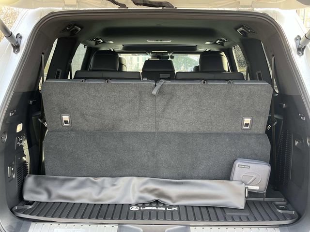 Certified 2024 Lexus LX 600 4WD w/ Appearance Package image 24