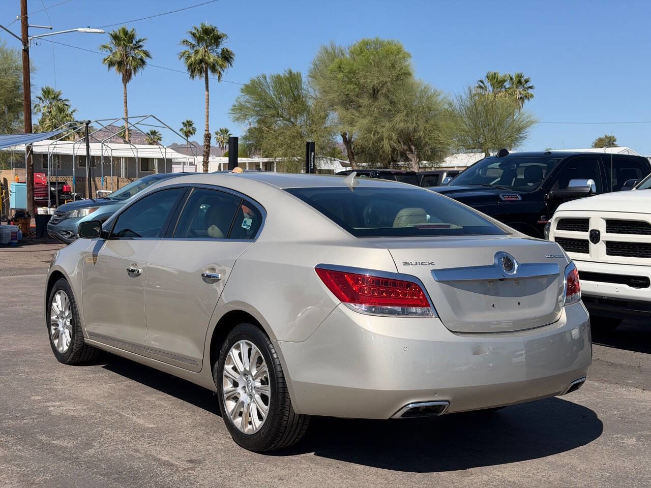 Used 2013 Buick LaCrosse Leather w/ Driver Confidence Package FWD image 6