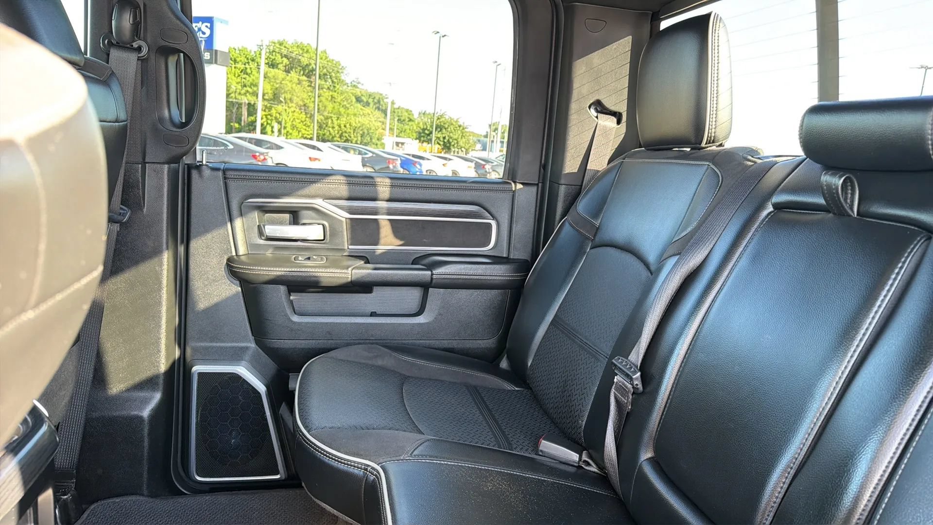 Used 2023 RAM 3500 Laramie AWD/4WD image 42