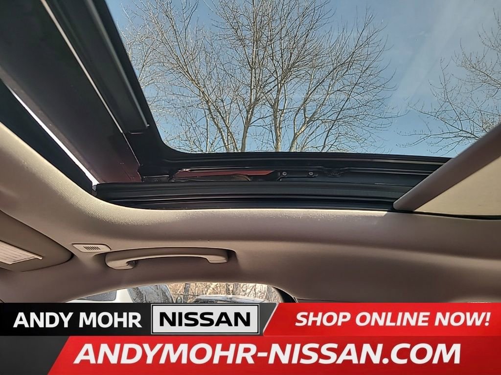 Used 2020 Alfa Romeo Giulia Ti image 19