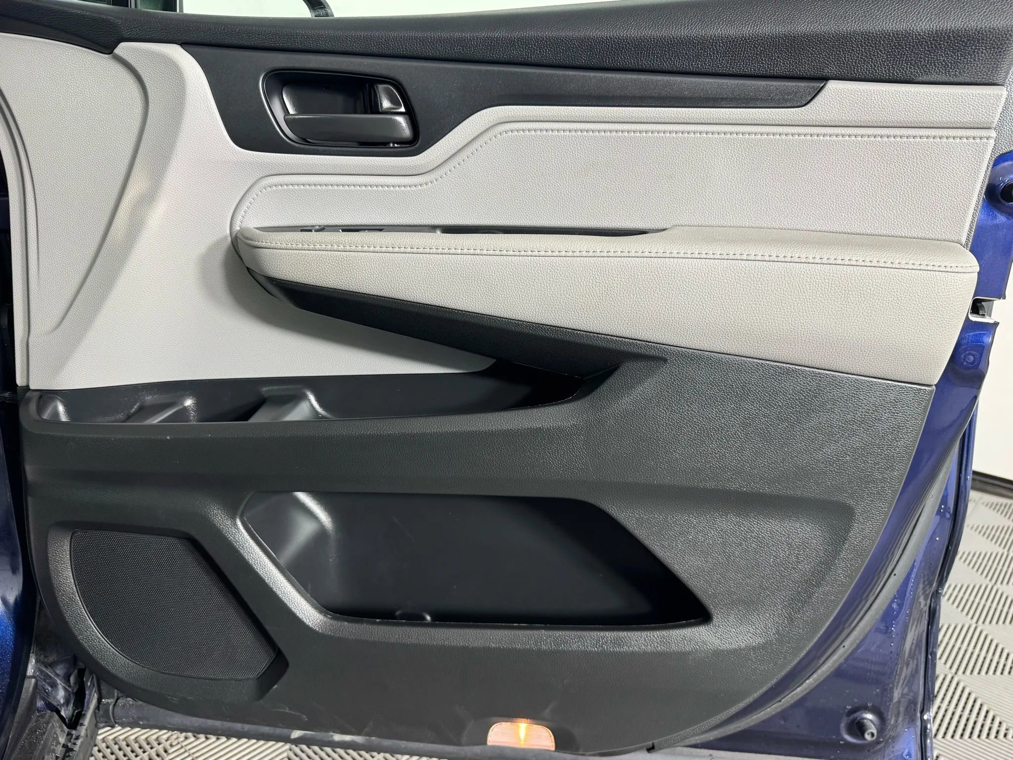 Used 2024 Honda Odyssey EX-L image 44