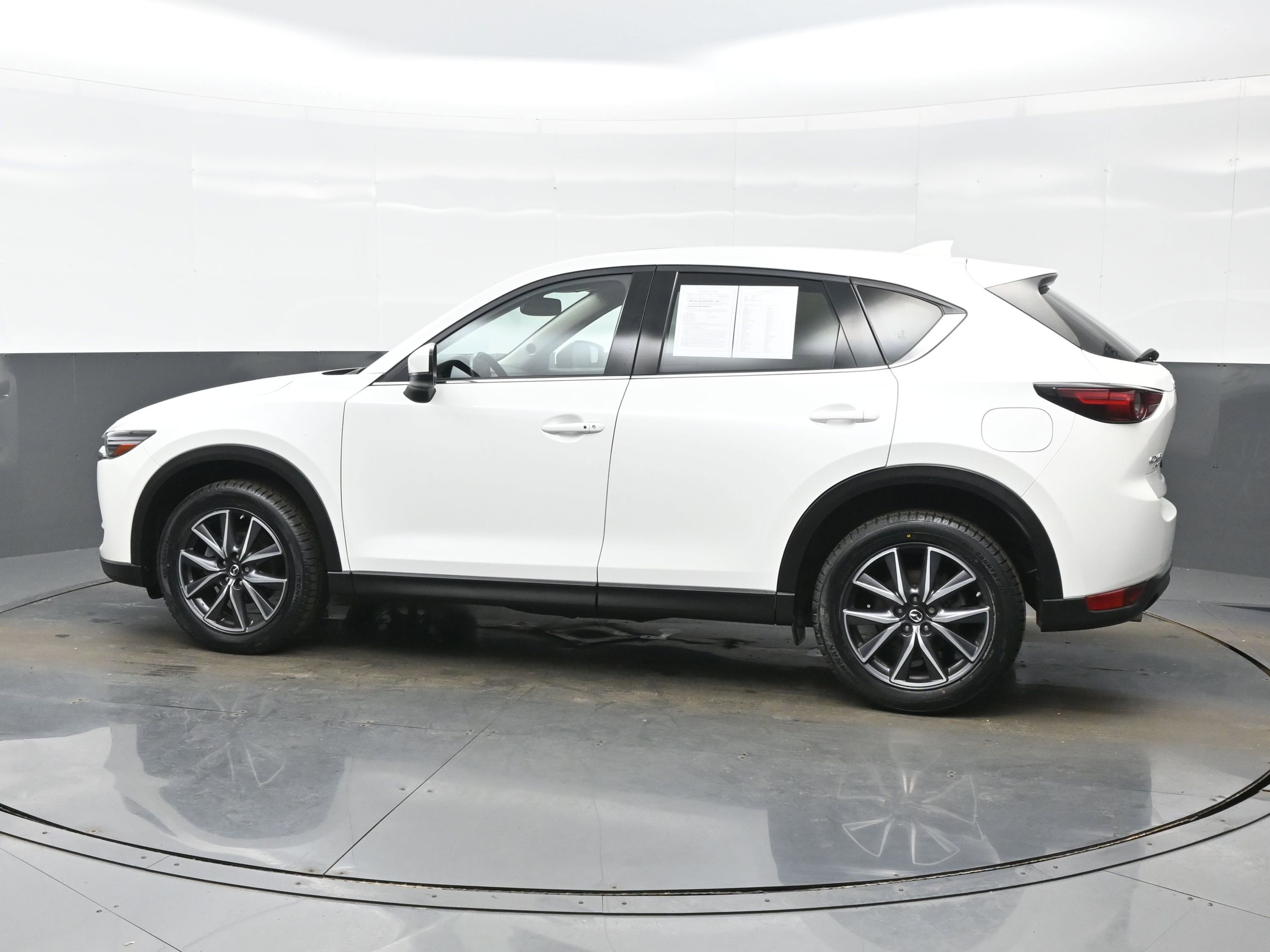 Used 2018 MAZDA CX-5 Grand Touring w/ Premium Package image 3